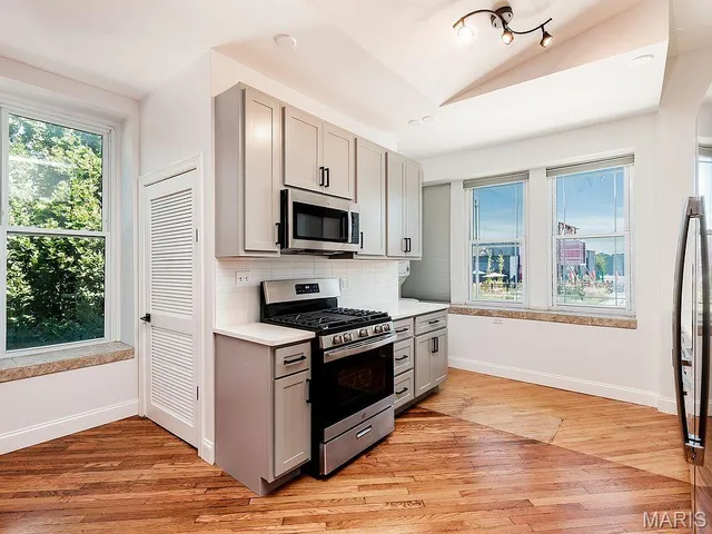 $795,000 | 1337 South Vandeventer Avenue, St. Louis, MO 63110