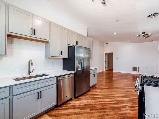 $795,000 | 1337 South Vandeventer Avenue, St. Louis, MO 63110