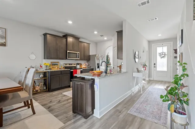 $2,700 | 7645 Thunder River Road, Fort Worth, TX 76120