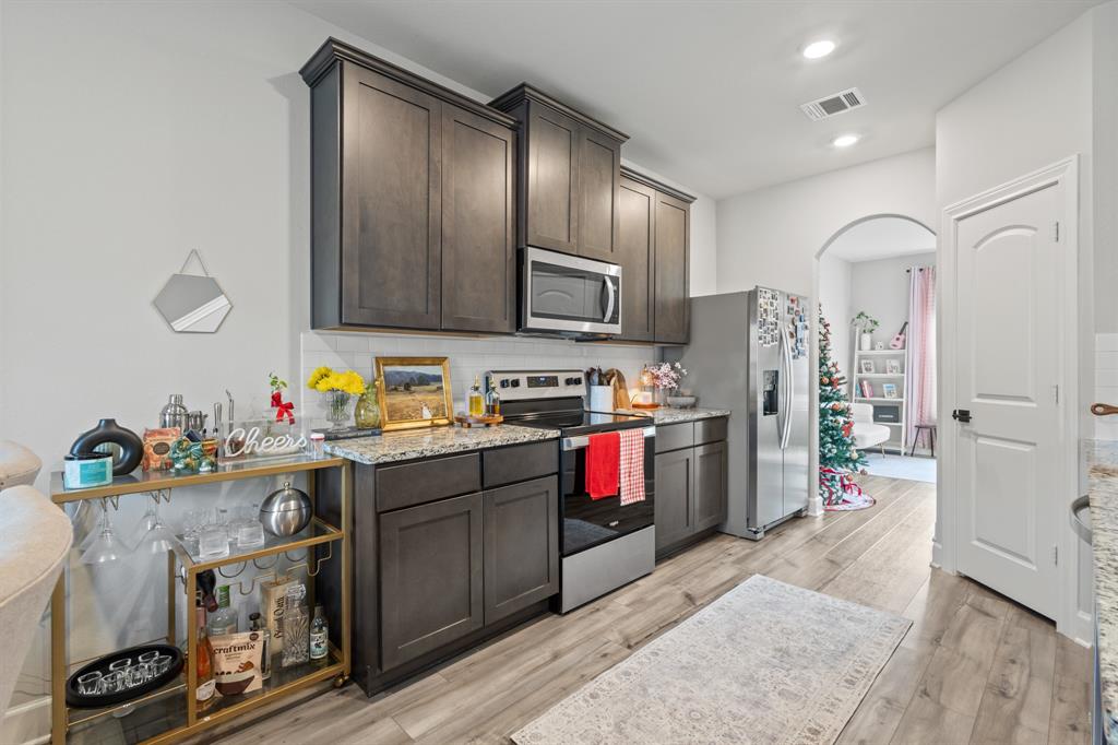 7645 Thunder River Road Fort Worth, TX 76120 - Photo 5 of 25