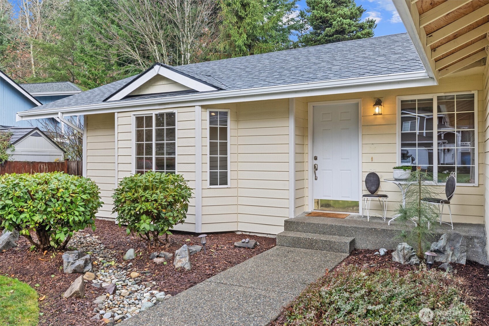 25873 175th Place Southeast Covington, WA 98042 - Photo 2 of 35