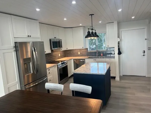 $3,600 | 200 Harborview Drive, Unit 104, Tavernier, FL 33070