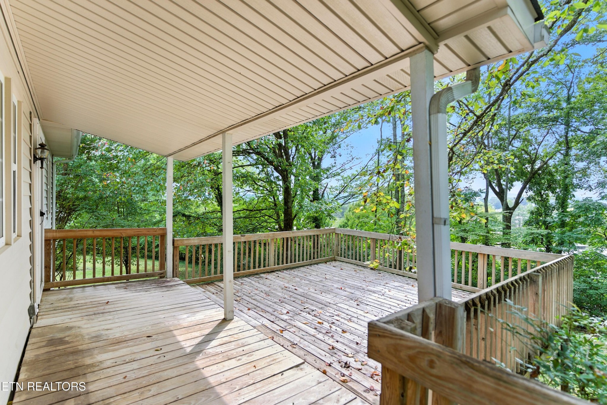 116 East Magnolia Lane Oak Ridge, TN 37830 - Photo 18 of 21 Gallery Image 18
