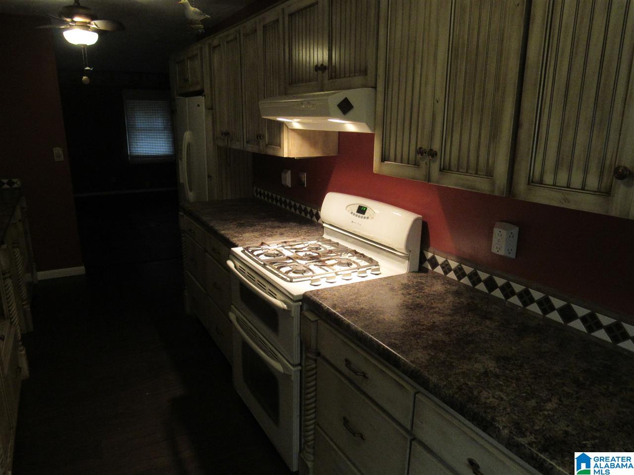 1409 Forney Street Oxford, AL 36203 - Photo 7 of 26