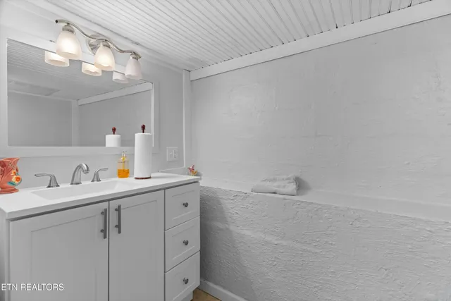 $264,900 | 3207 Dove Lane, White Pine, TN 37890