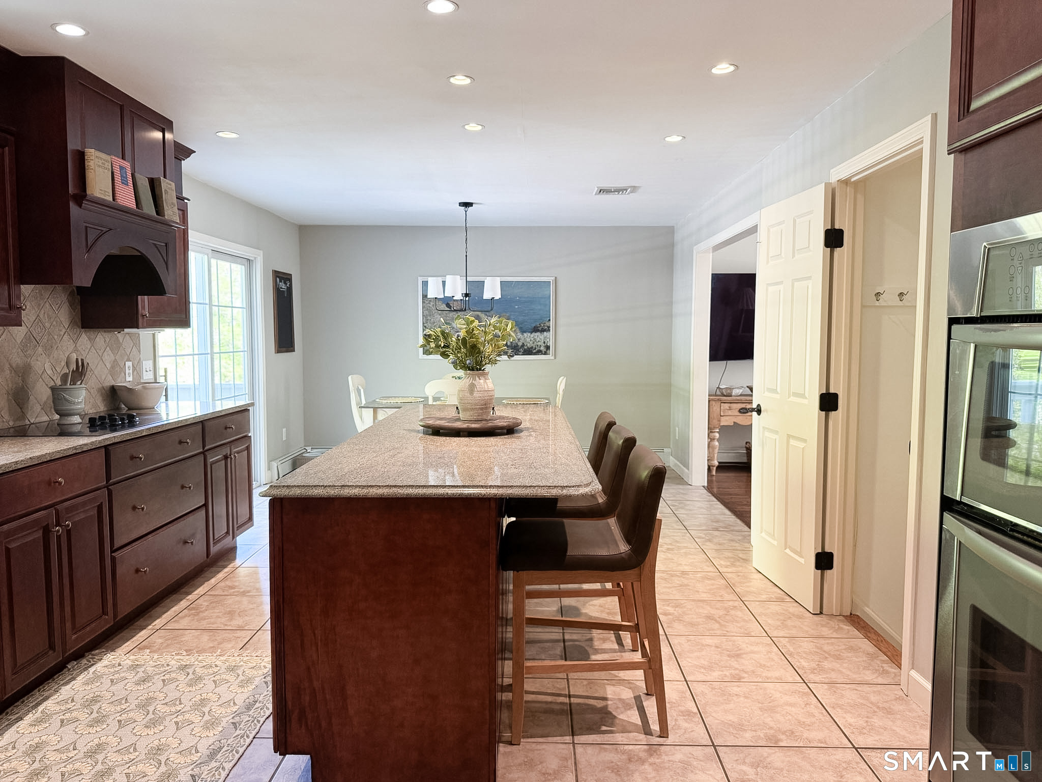 23 Cottage Street Monroe, CT 06468 - Photo 10 of 40