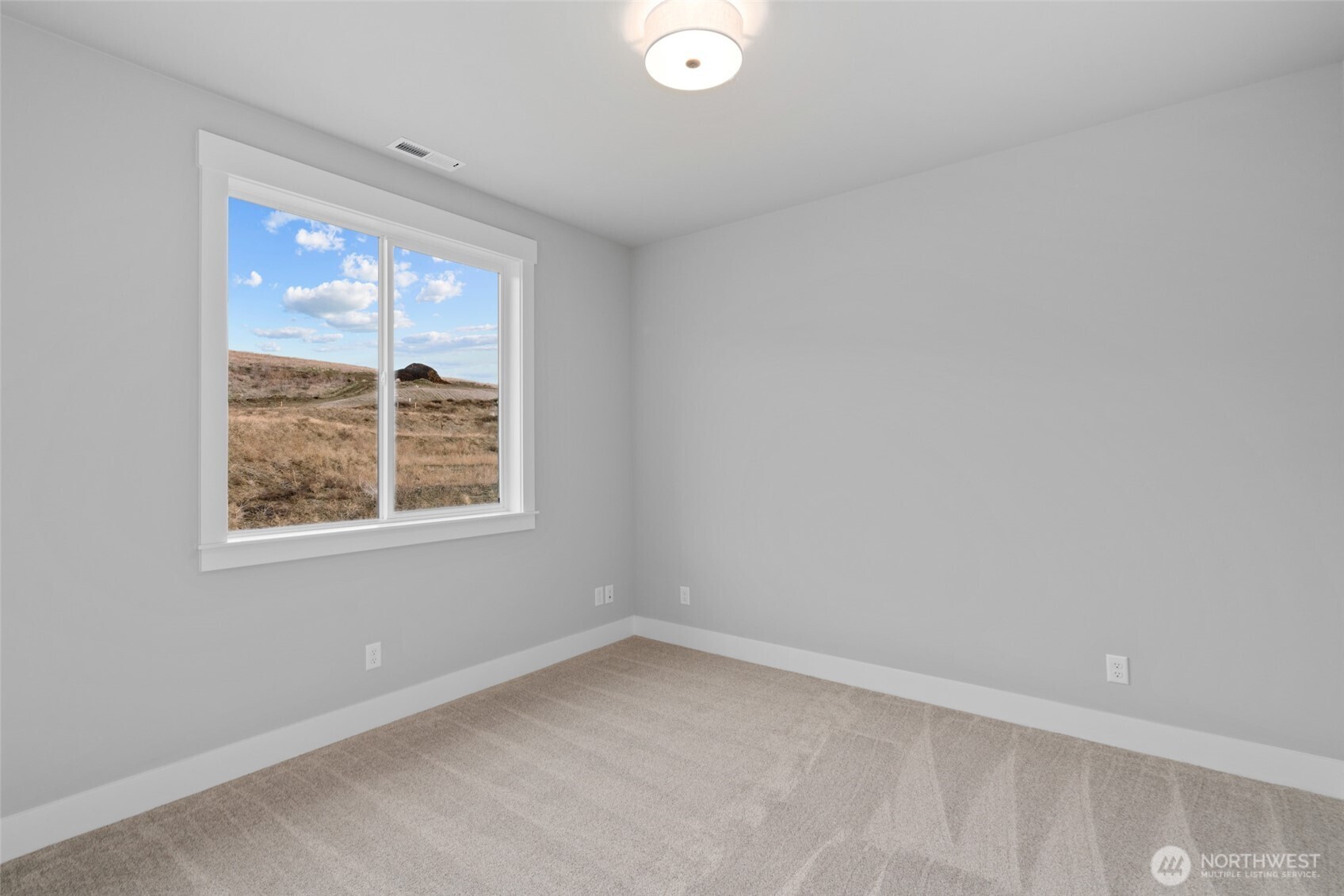 2152 Ridgefield Way Wenatchee, WA 98801 - Photo 29 of 38 Gallery Image 29