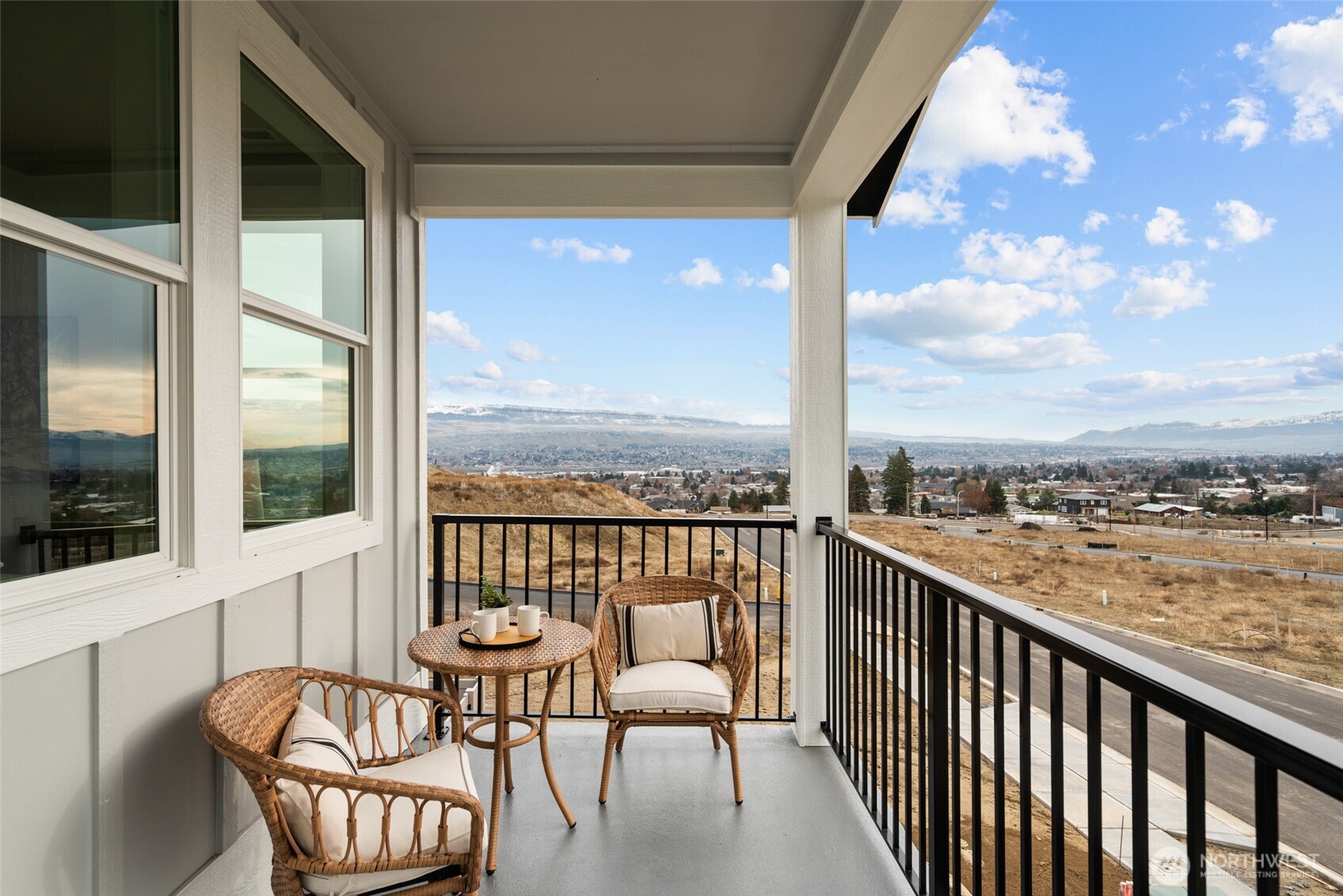 2152 Ridgefield Way Wenatchee, WA 98801 - Photo 34 of 38 Gallery Image 34
