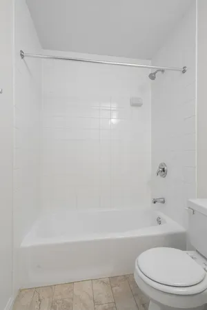 $3,600 | 201 East 35th Street, Unit B, Austin, TX 78705