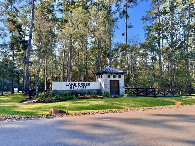 $739,700 | 21332 Monarch Drive, Montgomery, TX 77316