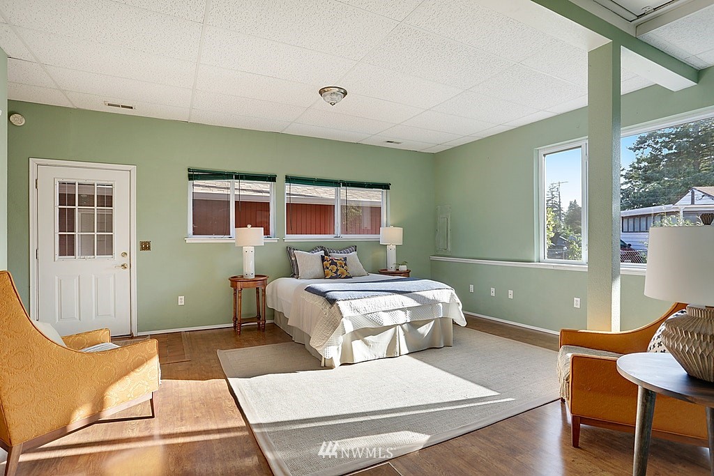 5511 Fairlawn Road Southwest Tacoma, WA 98499 - Photo 10 of 19 Gallery Image 10