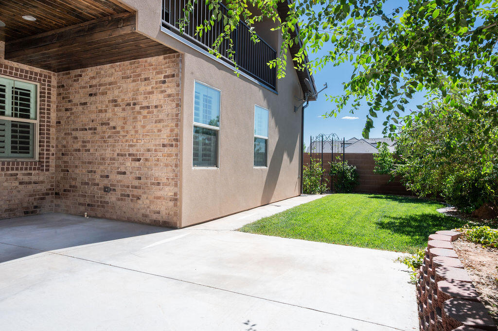 722 East 1070th Street South St. George, UT 84790 - Photo 46 of 60 LAB_3183