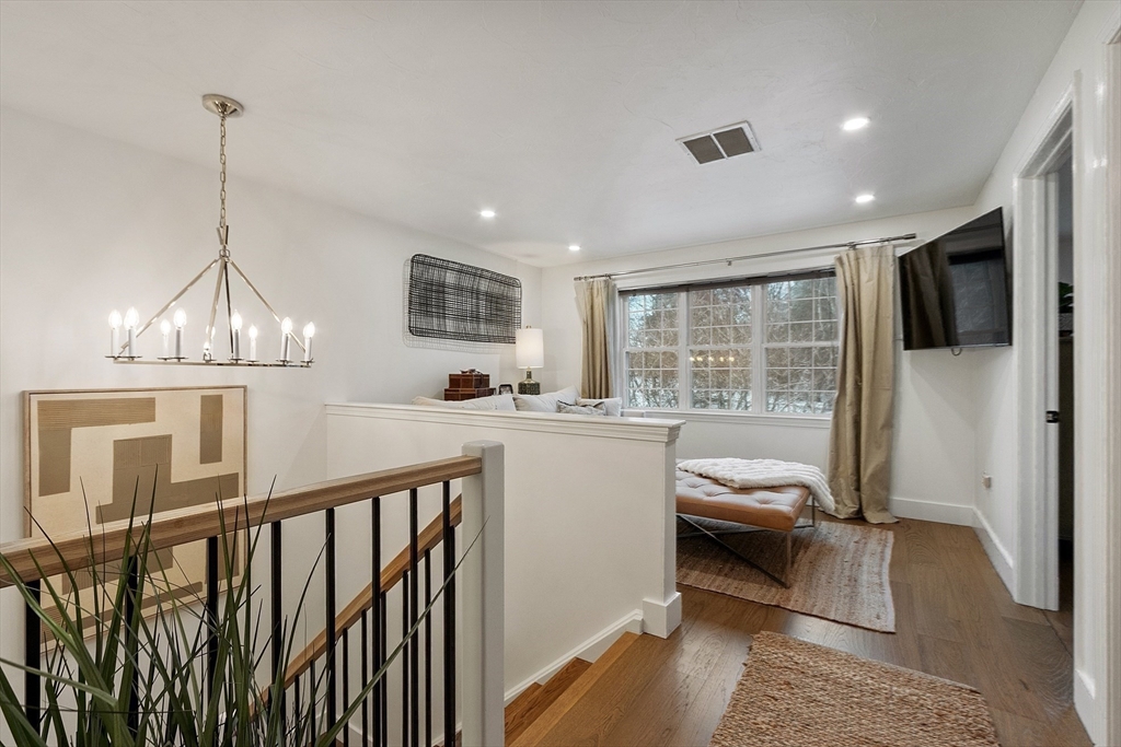 610 Ridgefield Circle, Unit B Clinton, MA 01510 - Photo 15 of 36