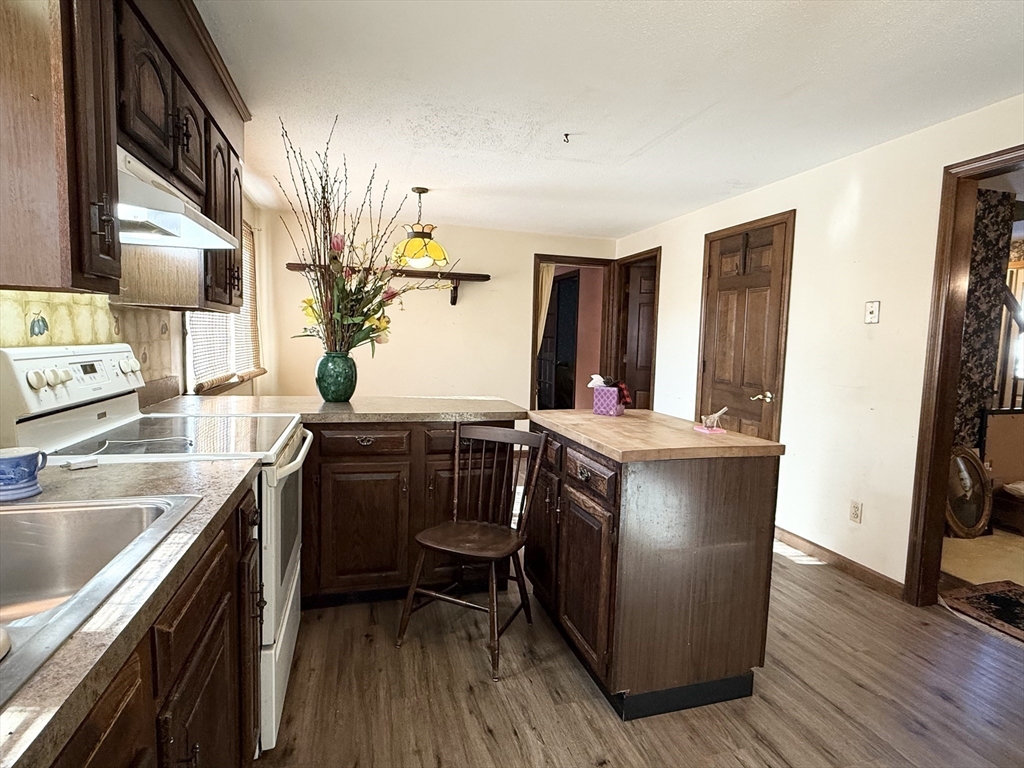 38 High Meadow Road Agawam, MA 01030 - Photo 12 of 33 Gallery Image 12