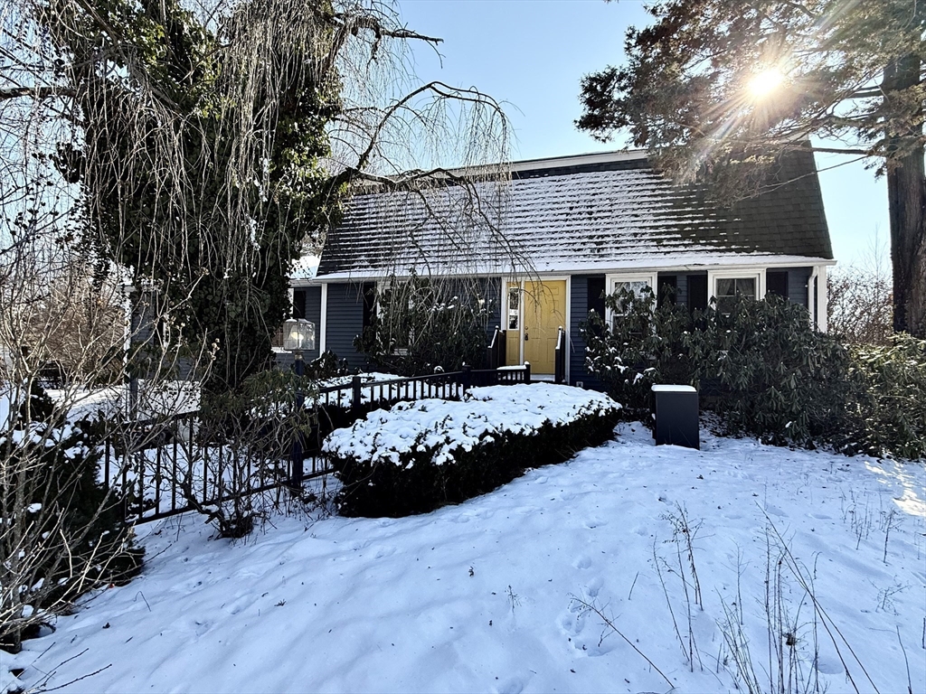 38 High Meadow Road Agawam, MA 01030 - Photo 3 of 33 Gallery Image 3
