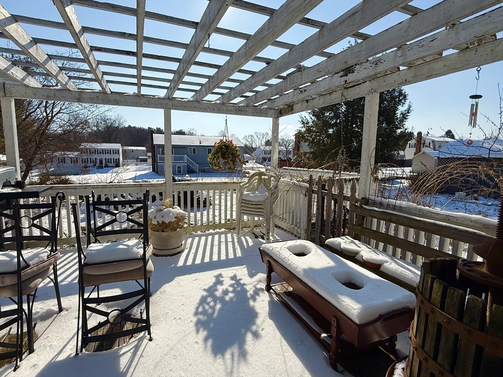 38 High Meadow Road Agawam, MA 01030 - Photo 5 of 33 Gallery Image 5
