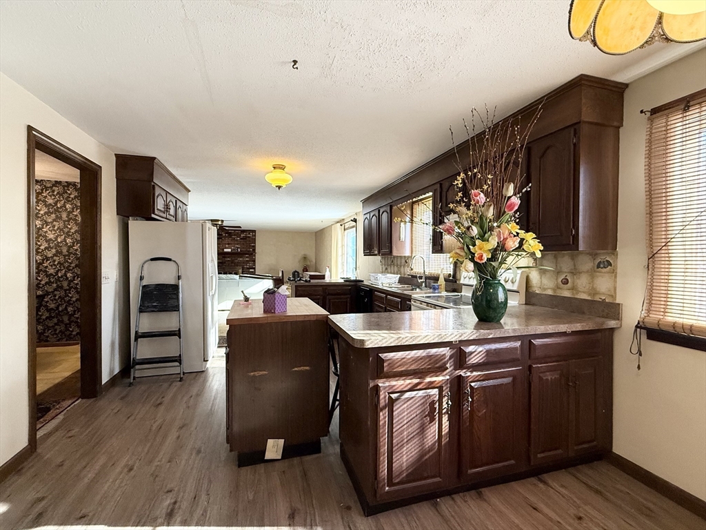 38 High Meadow Road Agawam, MA 01030 - Photo 7 of 33 Gallery Image 7