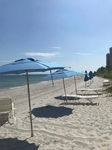 $5,200 | 881 Ocean Drive, Unit TH11, Key Biscayne, FL 33149