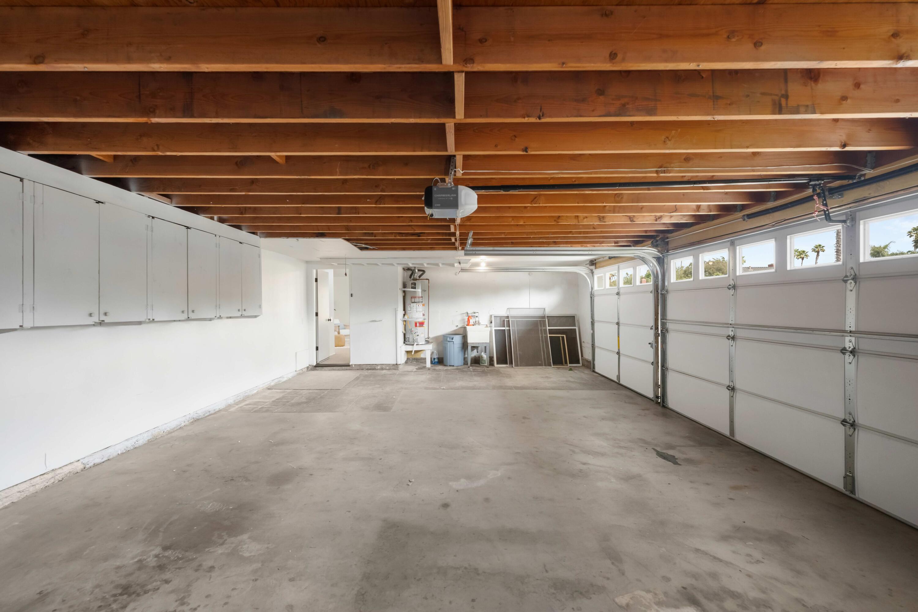7286 Georgetown Road Goleta, CA 93117 - Photo 34 of 50 Garage - 7286 Georgetown Rd