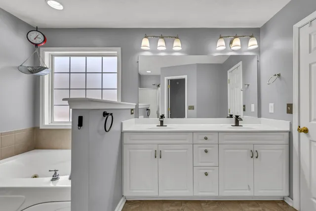 $330,000 | 1373 Ambleside Drive, Clarksville, TN 37040