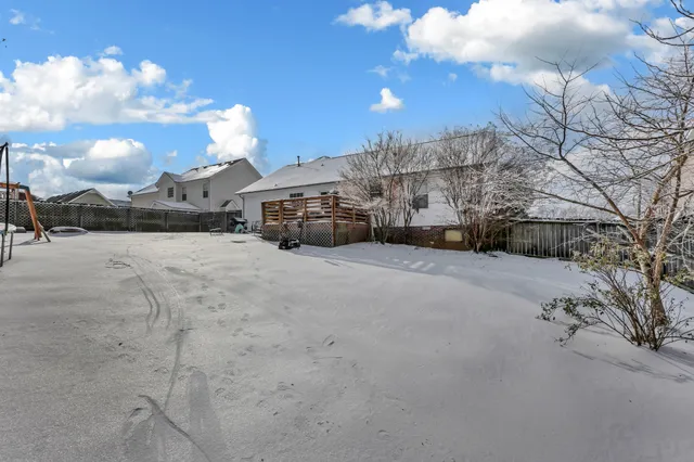 $330,000 | 1373 Ambleside Drive, Clarksville, TN 37040