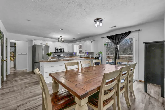 $330,000 | 1373 Ambleside Drive, Clarksville, TN 37040