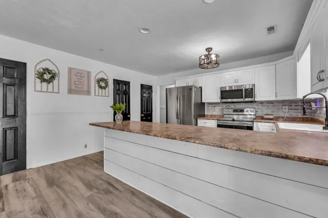 $330,000 | 1373 Ambleside Drive, Clarksville, TN 37040