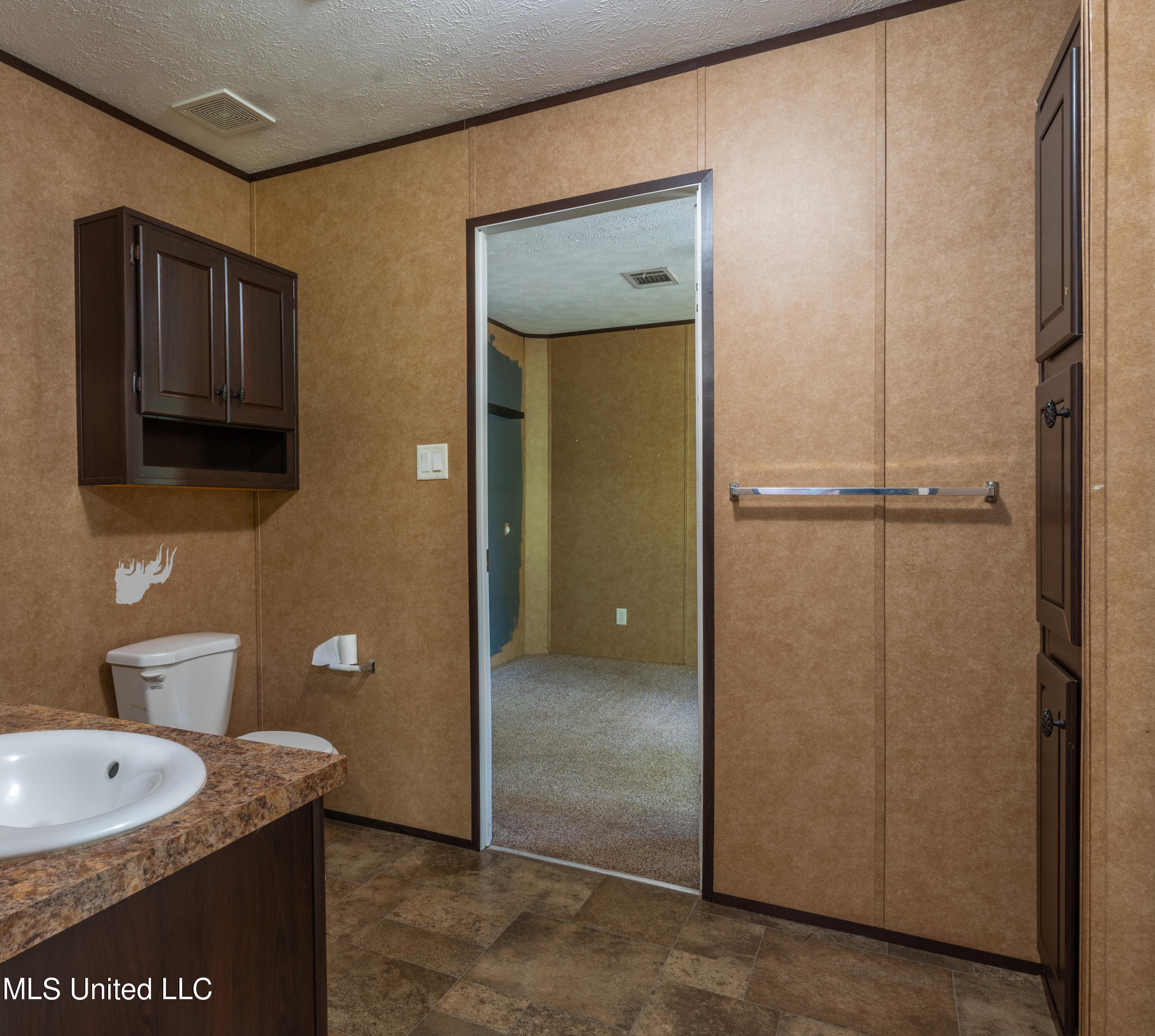 18001 John Cumbest Road Moss Point, MS 39562 - Photo 44 of 77 DSC04930-HDR