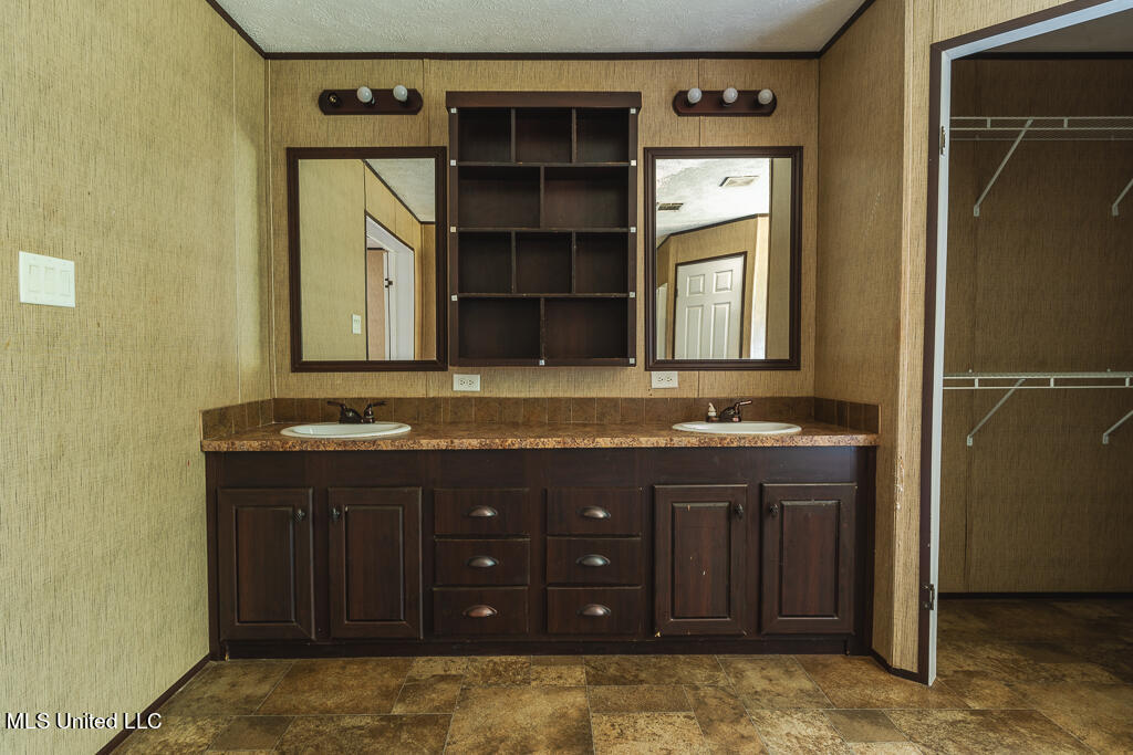 18001 John Cumbest Road Moss Point, MS 39562 - Photo 52 of 77 DSC04996-HDR-2