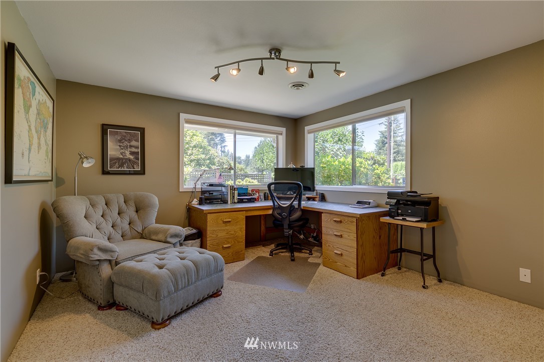1118 Dyer Road Sultan, WA 98294 - Photo 6 of 40 a living room with furniture and windows