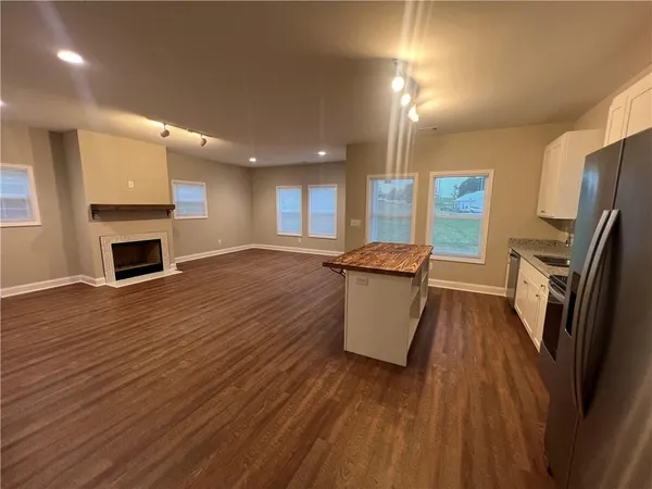 $1,895 | 536 Liberty Pk Drive, Gainesville, GA 30501