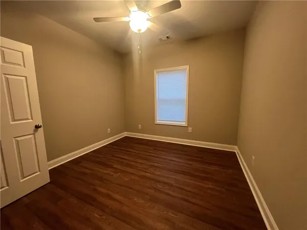 $1,895 | 536 Liberty Pk Drive, Gainesville, GA 30501