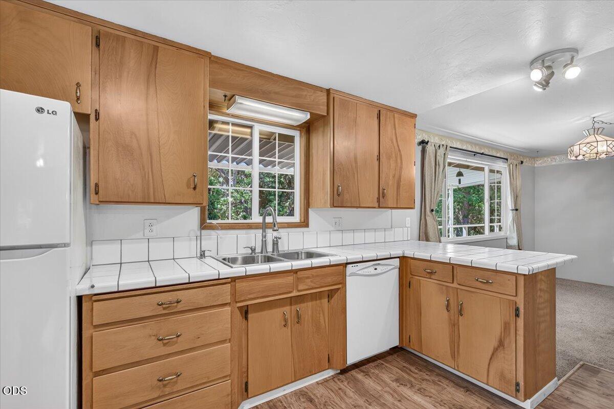 624 Crowson Road Ashland, OR 97520 - Photo 15 of 41