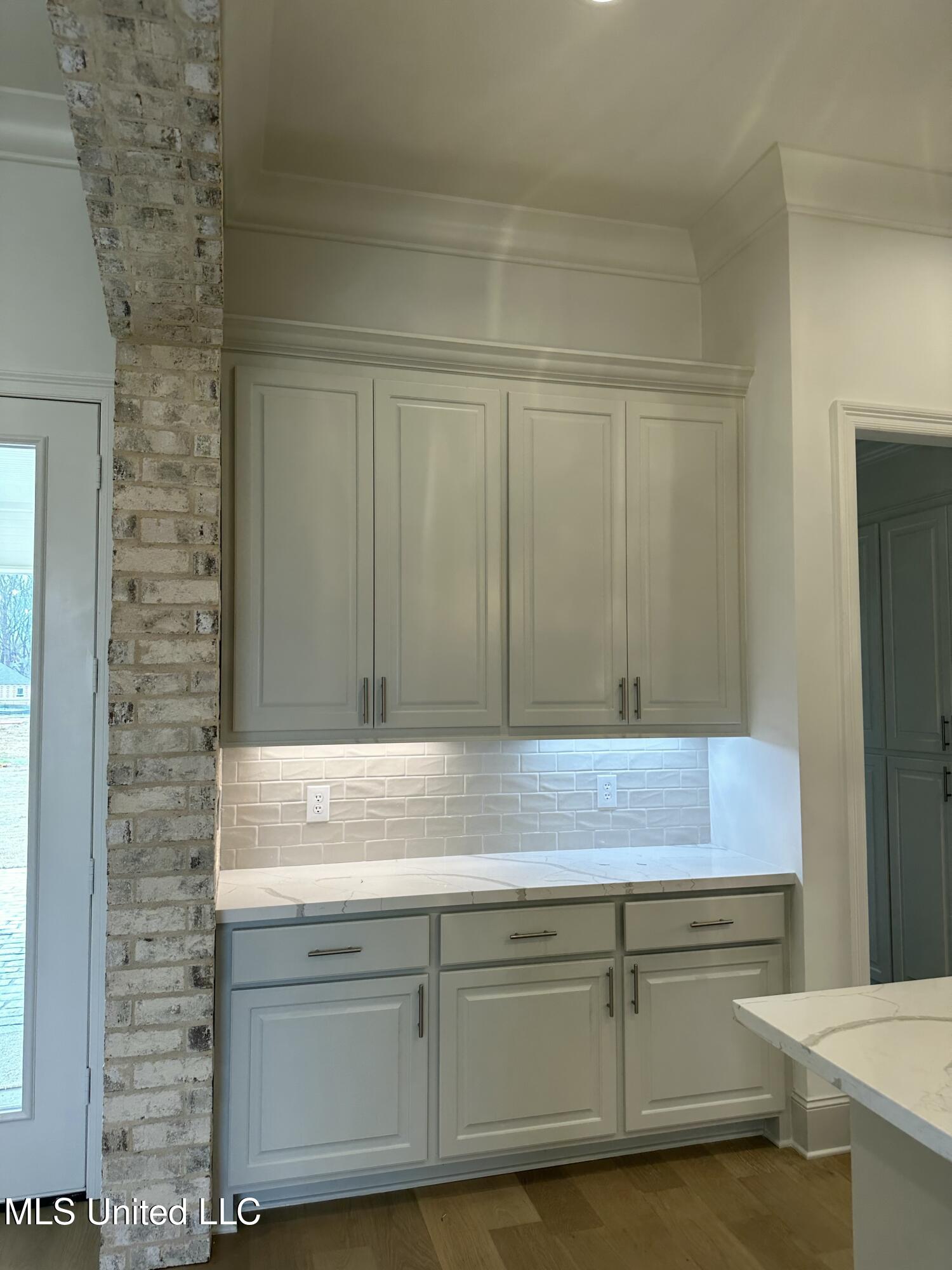 417 Aurora Circle Canton, MS 39046 - Photo 5 of 32 IMG_4891