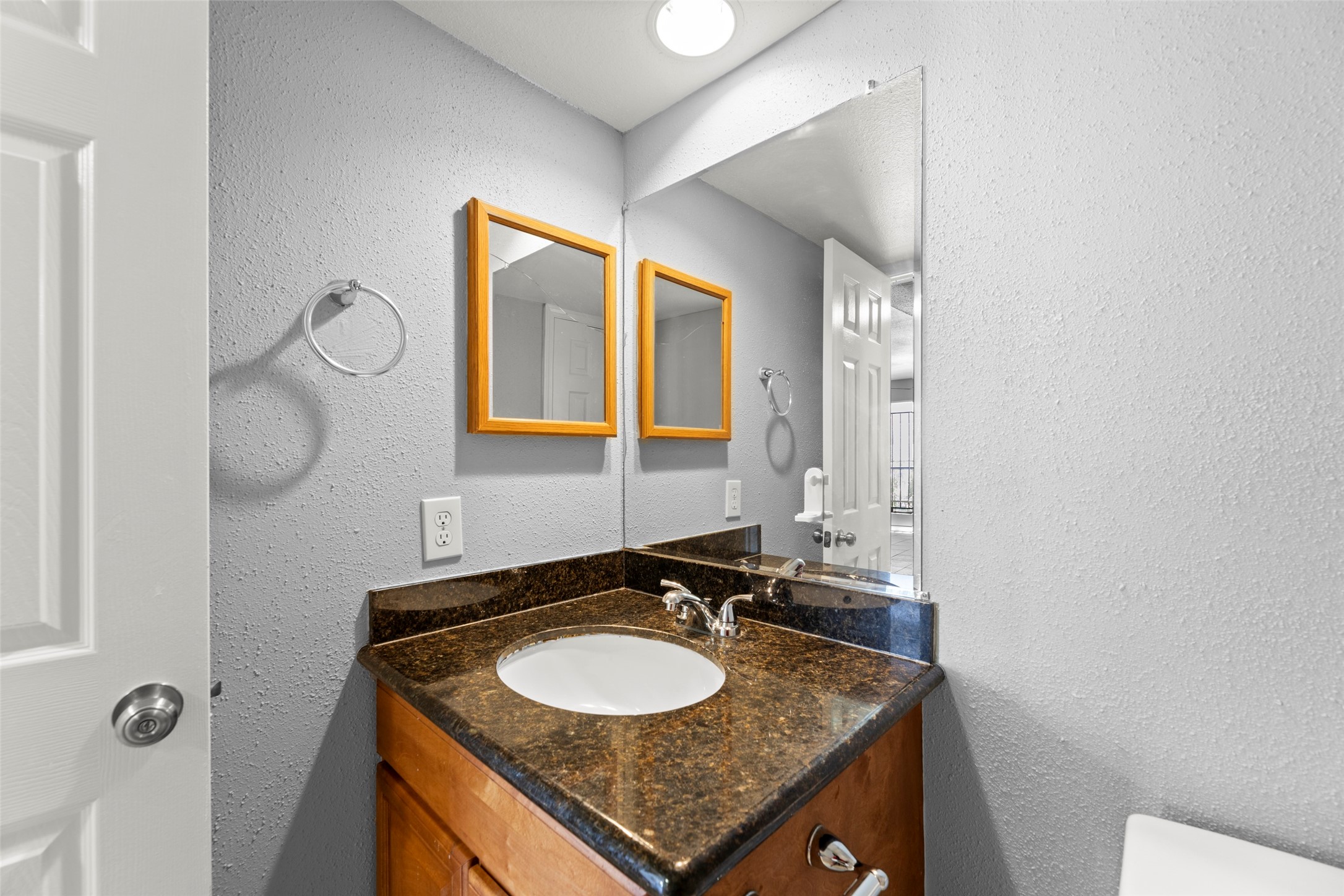 2100 Wilcrest Drive, Unit 141 Houston, TX 77077 - Photo 11 of 15