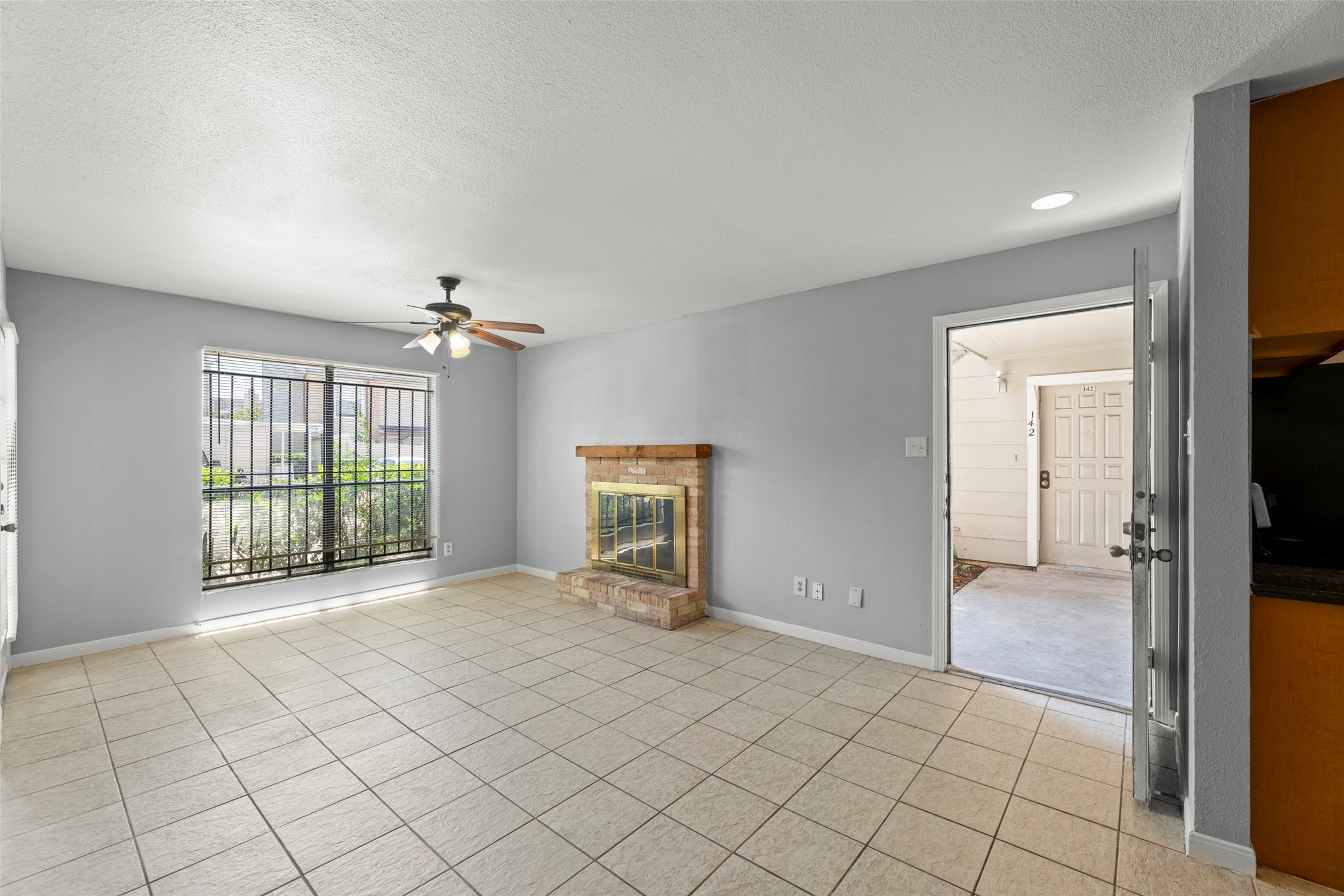 2100 Wilcrest Drive, Unit 141 Houston, TX 77077 - Photo 6 of 15