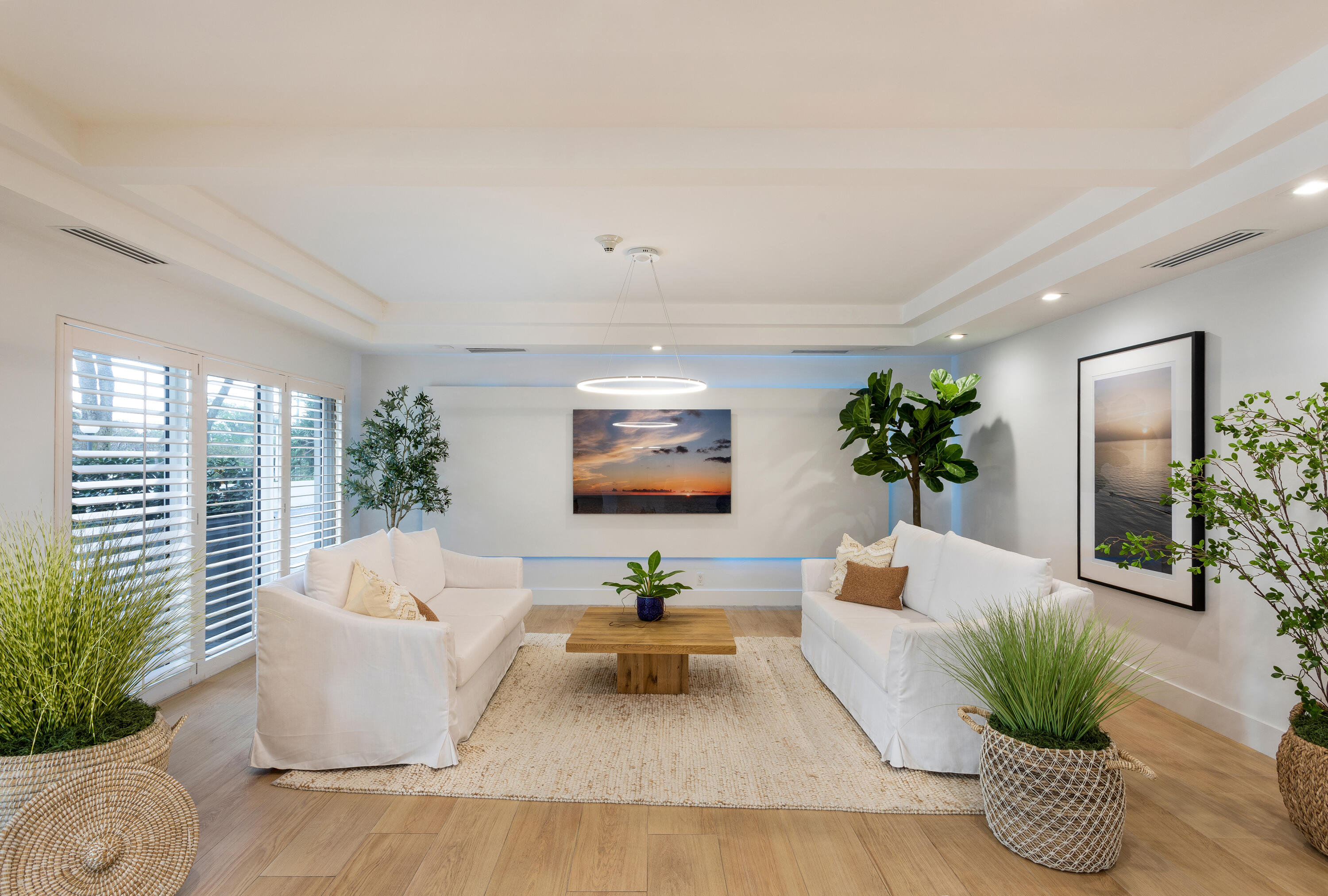 2066 North Ocean Boulevard, Unit 10NW Boca Raton, FL 33431 - Photo 25 of 28 LOBBY SEATING