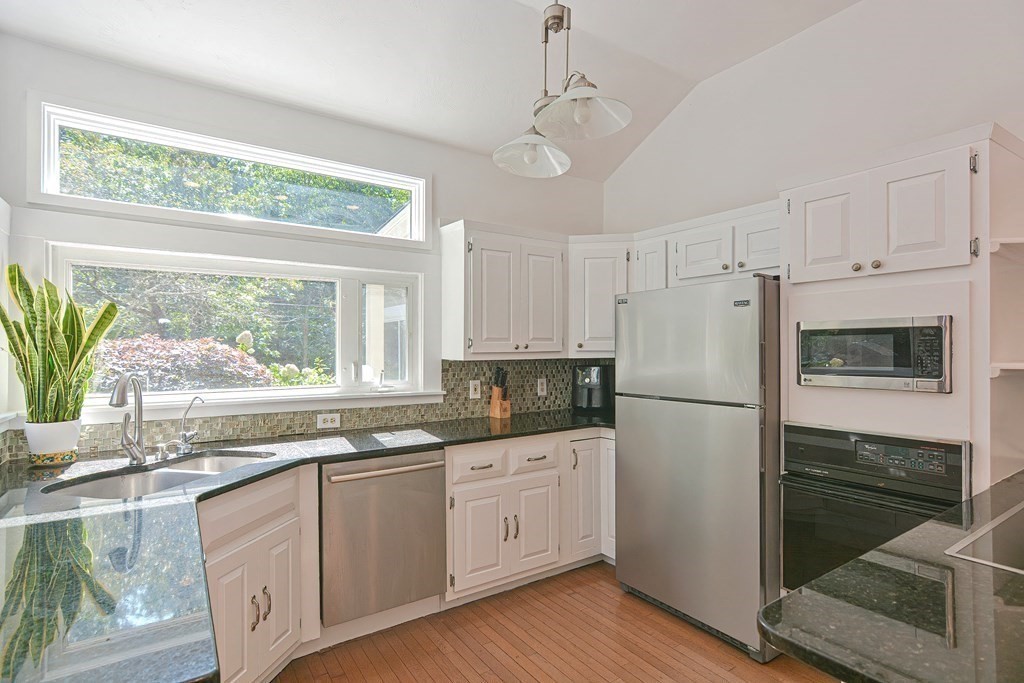 83 Hanlon Road Holliston, MA 01746 - Photo 14 of 39 Gallery Image 14