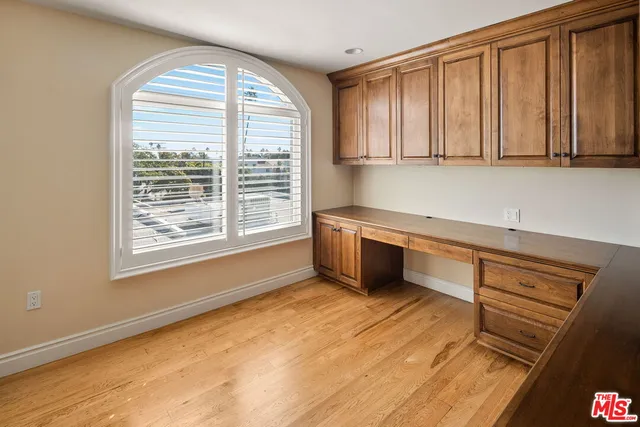 $2,395,000 | 846 21st Street, Unit 4, Santa Monica, CA 90403