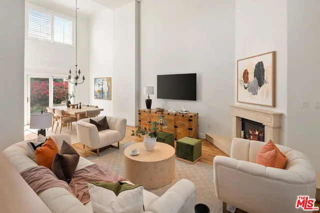 $2,395,000 | 846 21st Street, Unit 4, Santa Monica, CA 90403