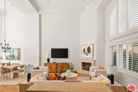 $2,395,000 | 846 21st Street, Unit 4, Santa Monica, CA 90403