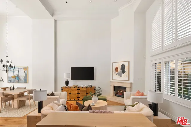 $2,395,000 | 846 21st Street, Unit 4, Santa Monica, CA 90403