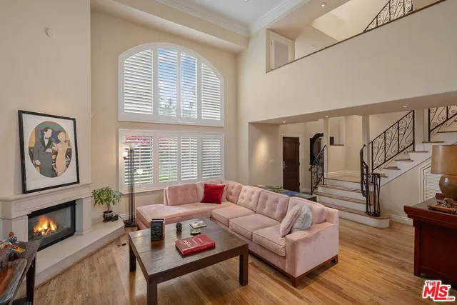 $2,495,000 | 846 21st Street, Unit 4, Santa Monica, CA 90403