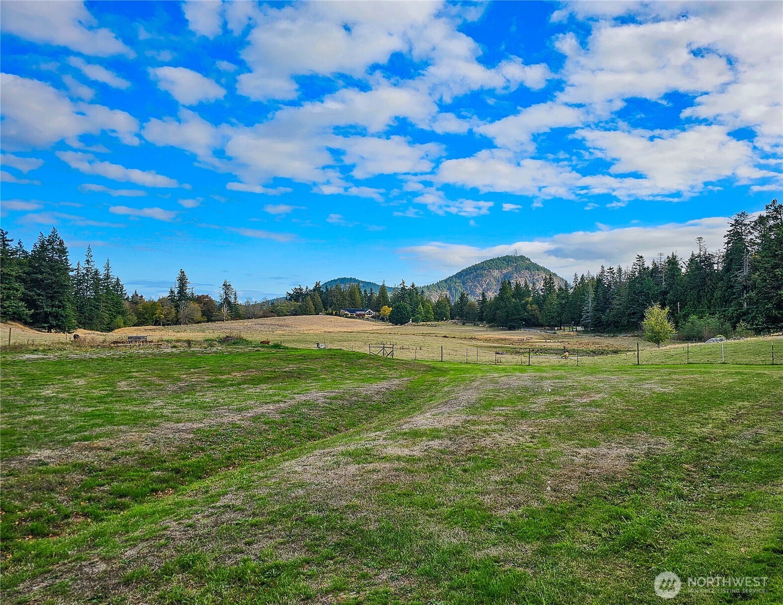 4200 Sharpe Lane Anacortes, WA 98221 - Photo 36 of 39
