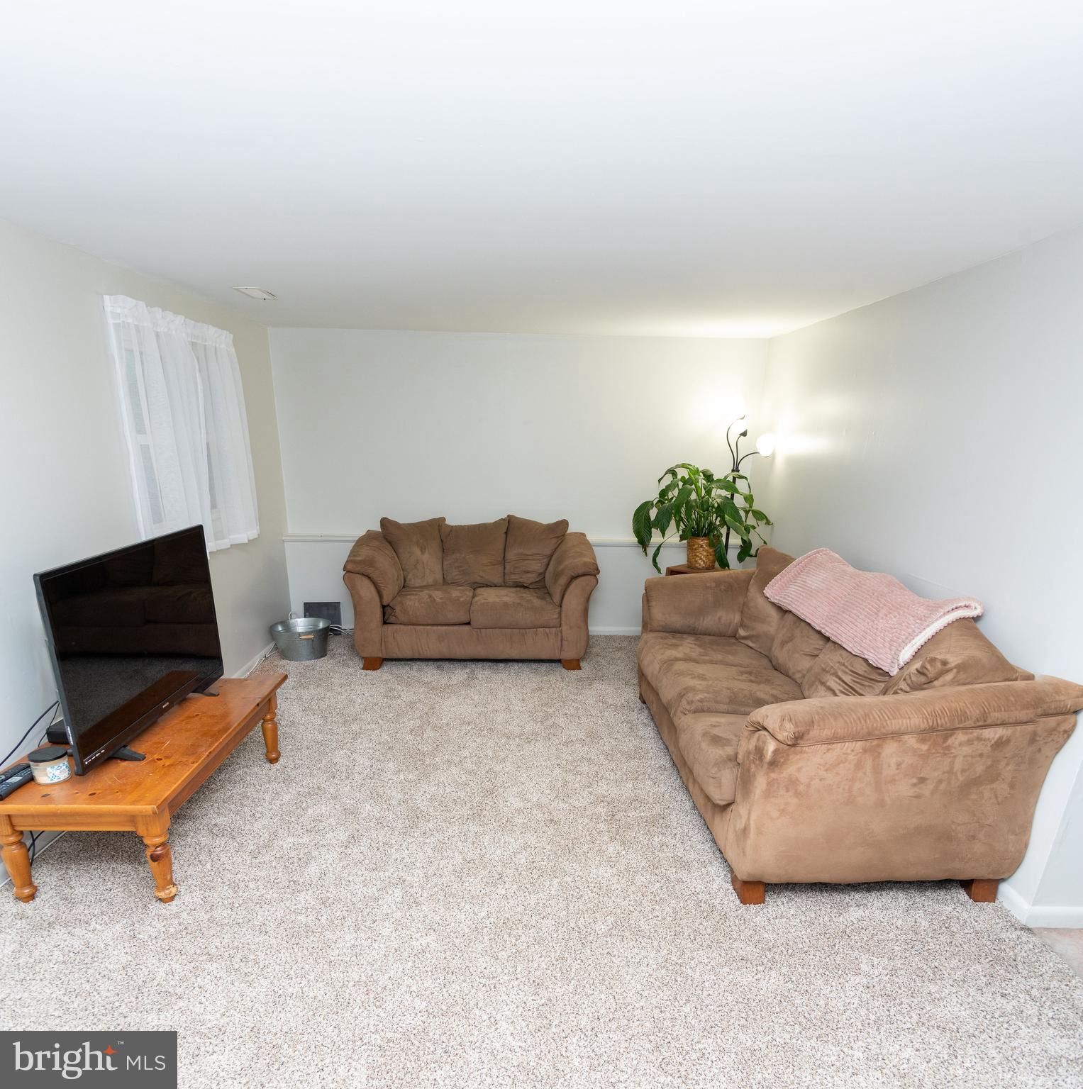 122 Farmdale Road Eastampton, NJ 08060 - Photo 10 of 30 Family Room Lower Level
