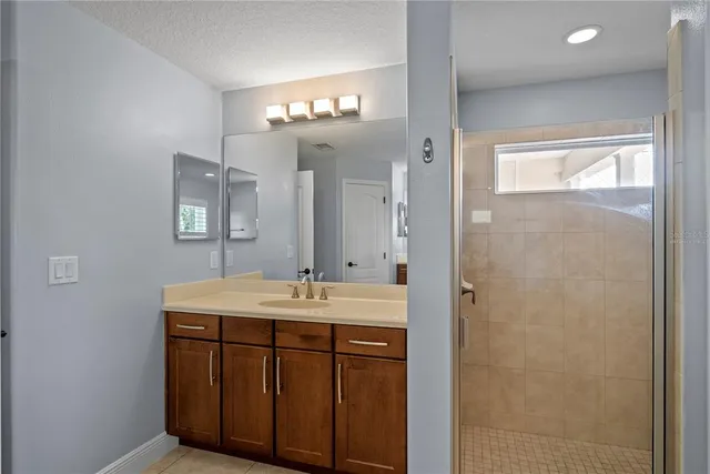 $825,000 | 508 Yellow Submarine Court, Groveland, FL 34737