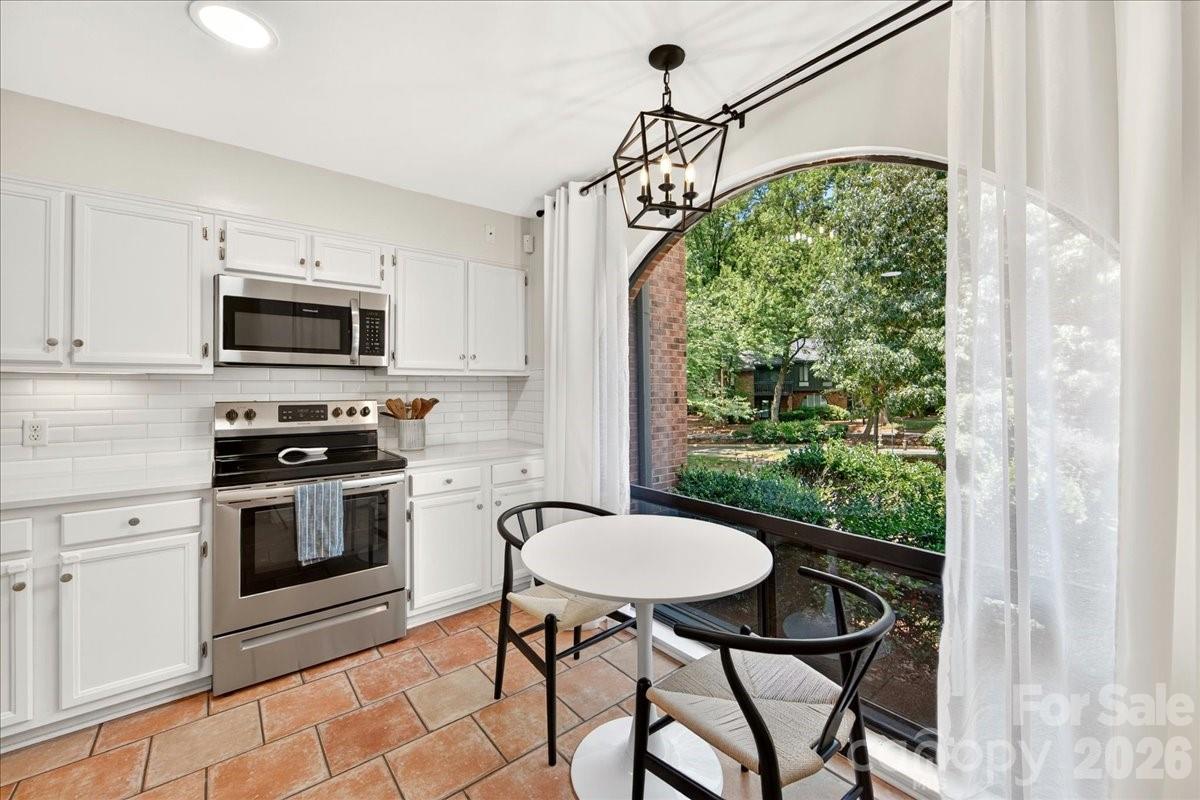 5811 Sharon Road, Unit F Charlotte, NC 28210 - Photo 6 of 43