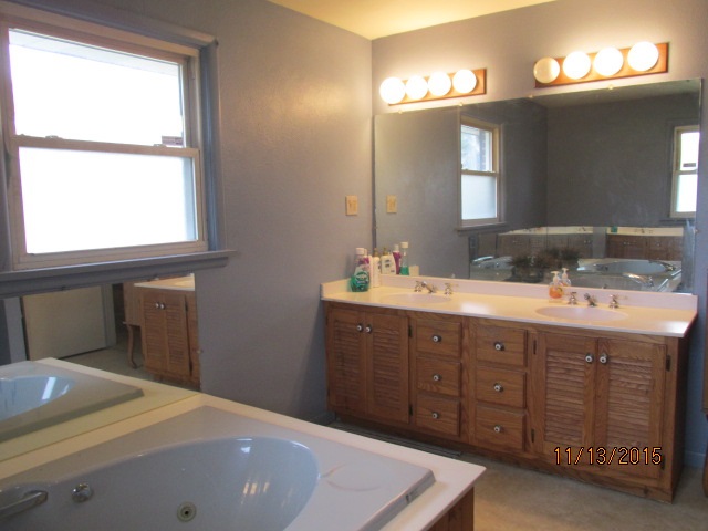 54571 Homeland Road Elkhart, IN 46514 - Photo 15 of 26 Gallery Image 15
