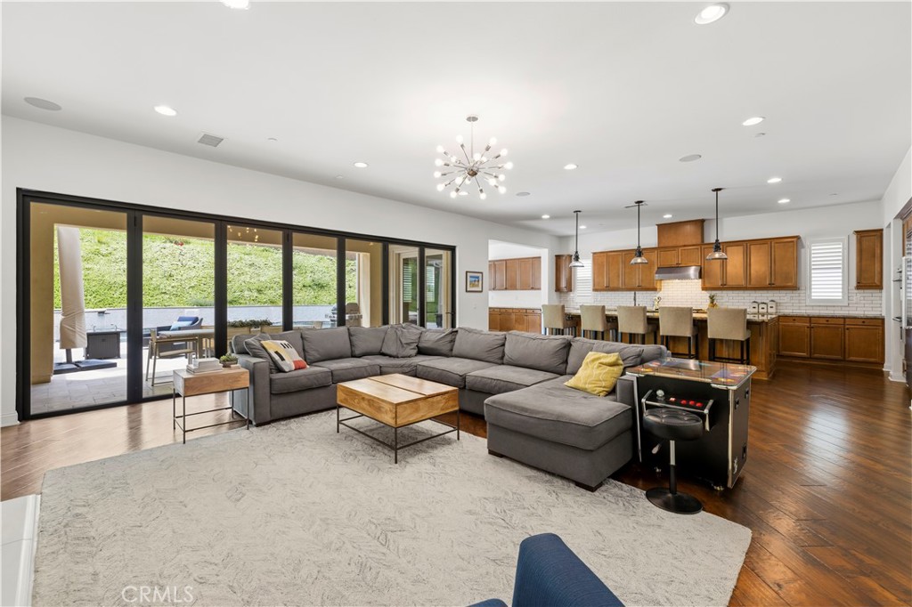 24949 Old Stone Way Stevenson Ranch, CA 91381 - Photo 21 of 111