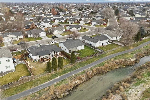 $333,000 | 1824 West Havenwood Avenue, Nampa, ID 83651